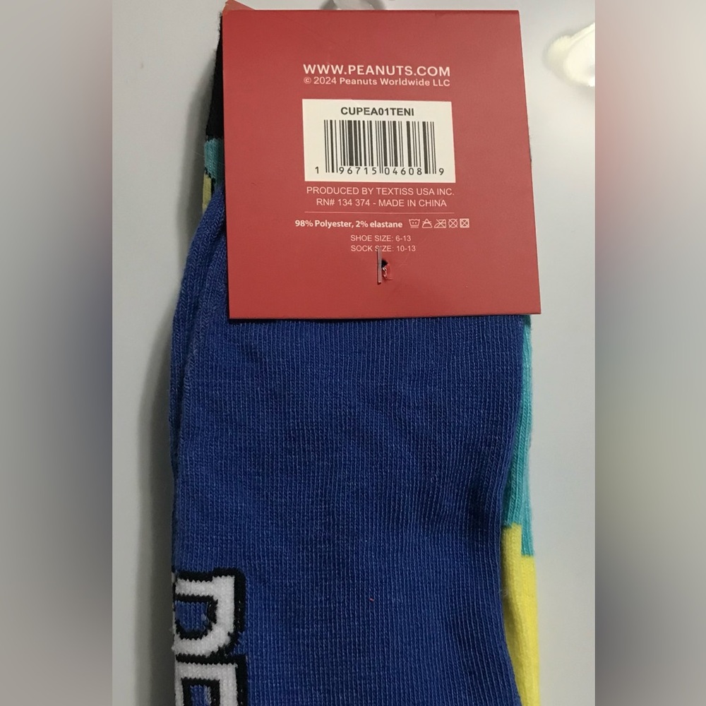 Snoopy Socks - Picture 4 of 5